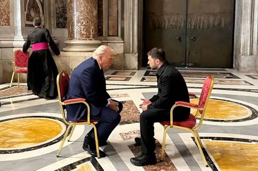 Image: TOPSHOT-VATICAN-RELIGION-POPE-FUNERAL-UKRAINE-US-RUSSIA-CONFLICT-WAR